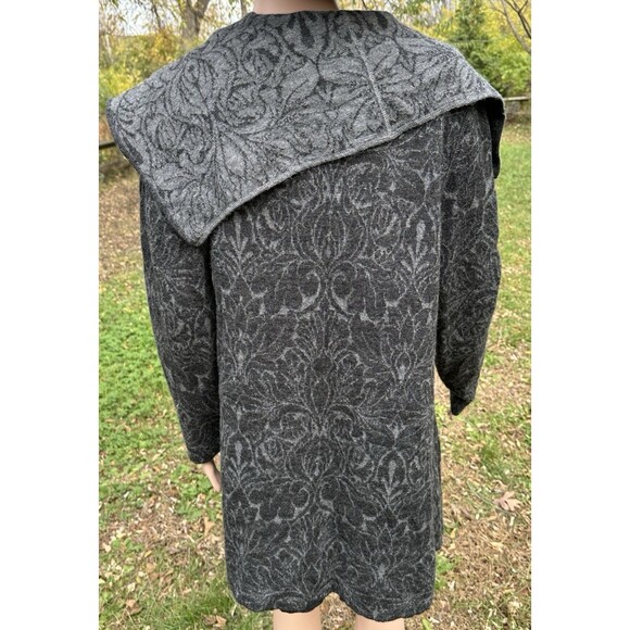 Peruvian Connection Alpaca Wool Jacquard Cardigan Coat Sweater – Gray Floral – L - Picture 6 of 15
